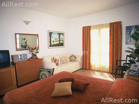 Dionysos Hotel 7